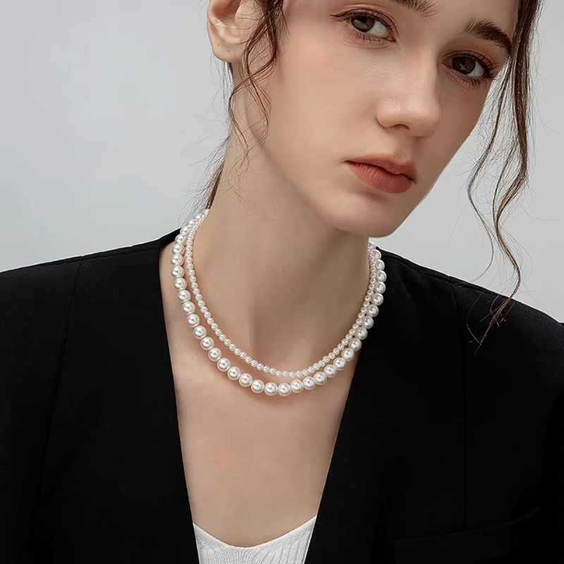 Velvet Pearl Necklace